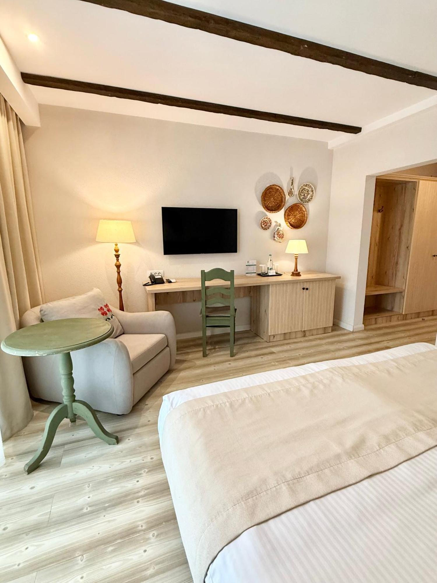 מלון חונדוארה Krystal Boutique Mansion מראה חיצוני תמונה
